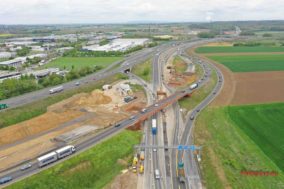 April 2019 - Fundamentarbeiten an neuer Überfliegerbrücke